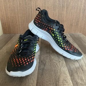 Nike Free Express 5.0 Athletic Shoes Sz. 6.5 Y